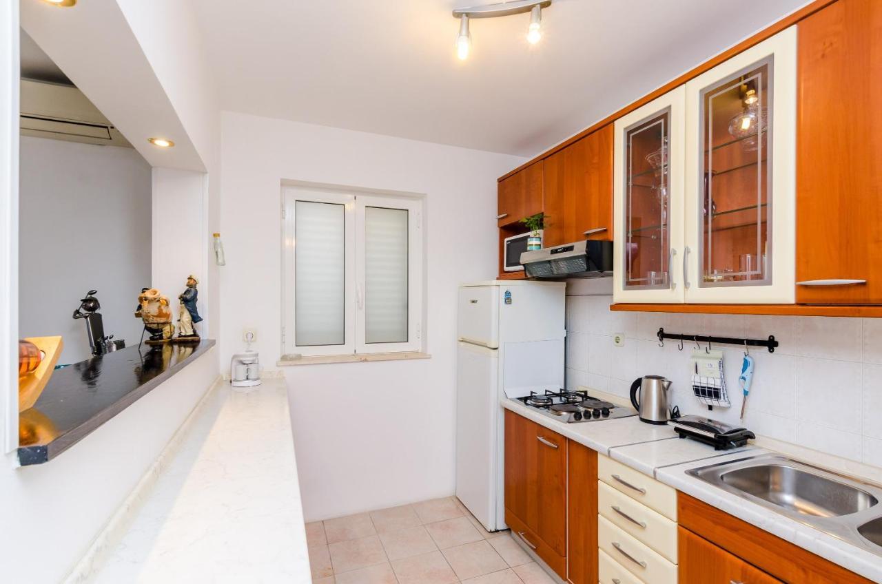 Antej Apartment